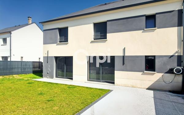 Maison à vendre    5 pièces •  Saint-Witz