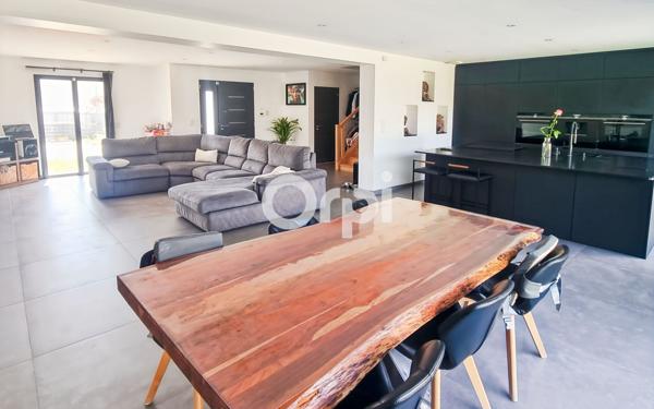 Maison à vendre    5 pièces •  Saint-Witz