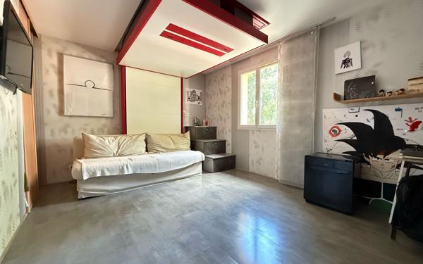 Maison à vendre    7 pièces • 201,67 m2 Yerres