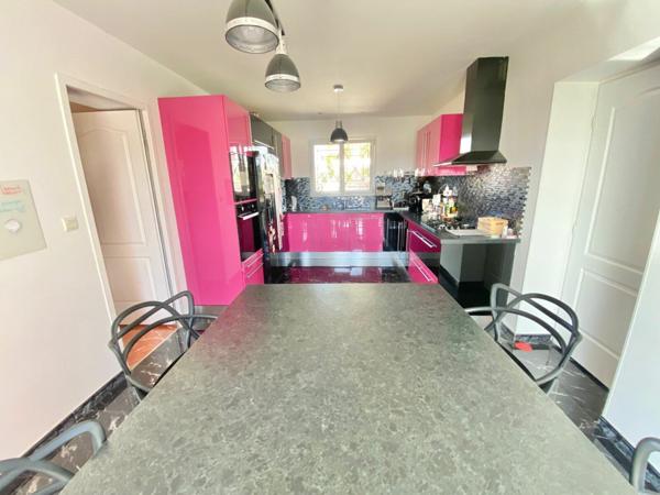 Maison à vendre    5 pièces •  Calvisson