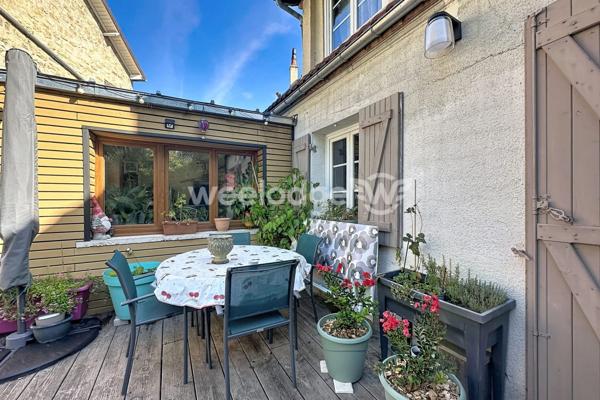 Maison à vendre 4 pièces de 84 m² à Jouy-le-Moutier