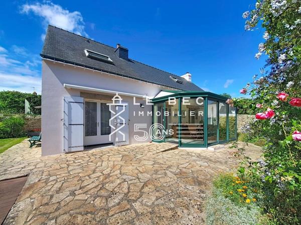 LANESTER : Maison en pierre pleine de charme – Jardin clos de 900 m² – Vie de plain-pied