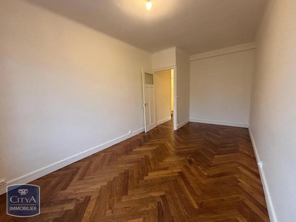 Appartement à louer 2 pièces 57.23m²