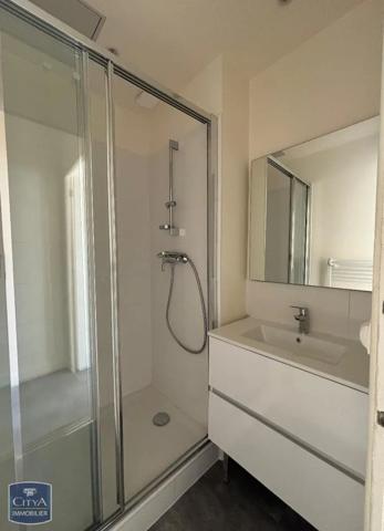 Appartement à louer 2 pièces 57.23m²