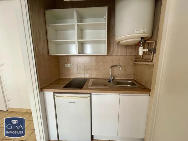 Appartement à louer 1 pièce 25m² Tours (37000)