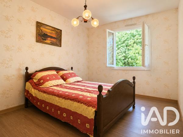 Maison à vendre 4 pièces 91 m² Saint-Marcel-lès-Sauzet