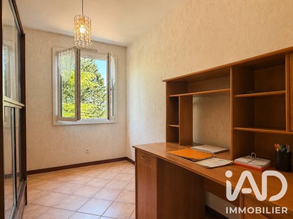 Maison à vendre 4 pièces 91 m² Saint-Marcel-lès-Sauzet