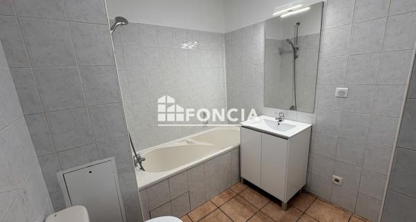 Location Appartement 2 pièces 44.48 m² - Clermont-ferrand 63000