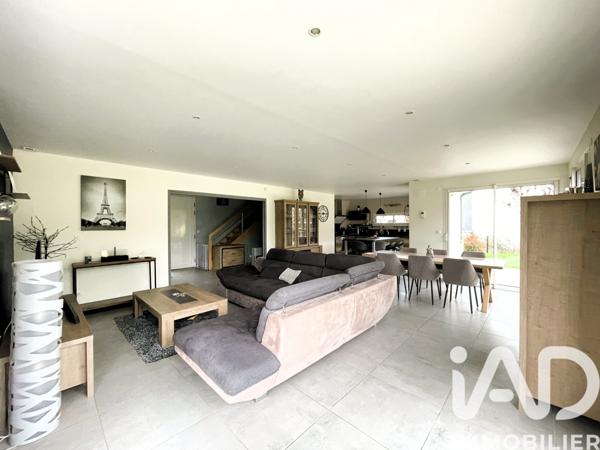 Maison à vendre 6 pièces 160 m² Villeseneux