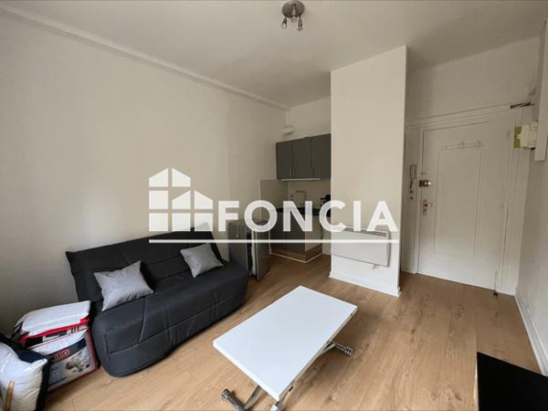 Location Studio 20 m² - 211 FAUBOURG RECLUS Chambery 73000