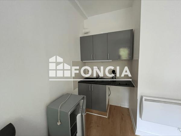 Location Studio 20 m² - 211 FAUBOURG RECLUS Chambery 73000