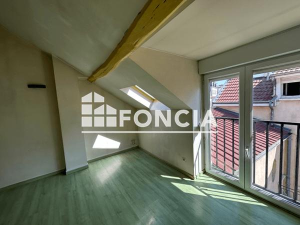 Location Appartement 2 pièces 26.06 m² - 36 RUE DE CHATIVESLE Reims 51100