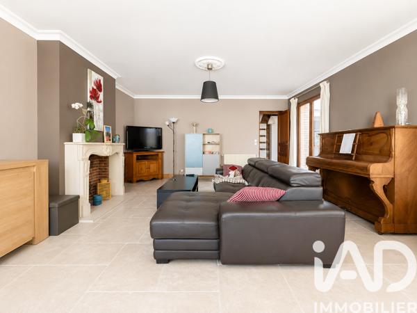 Maison à vendre 6 pièces 180 m² Saint-Pierre-lès-Elbeuf