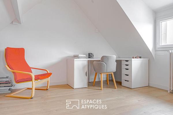 Maison des années 30 avec jardin arboré et accès gare à pied