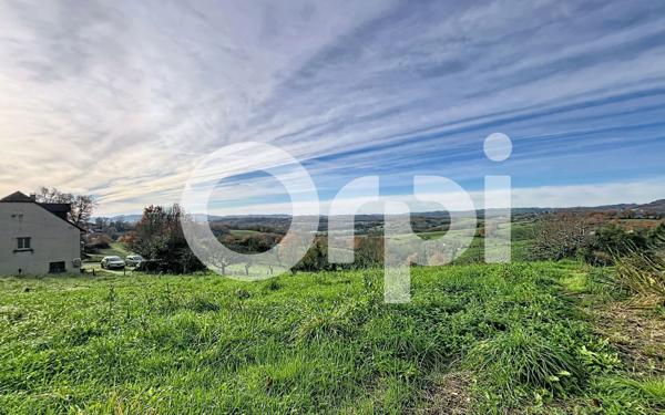 Terrain à vendre    Voutezac