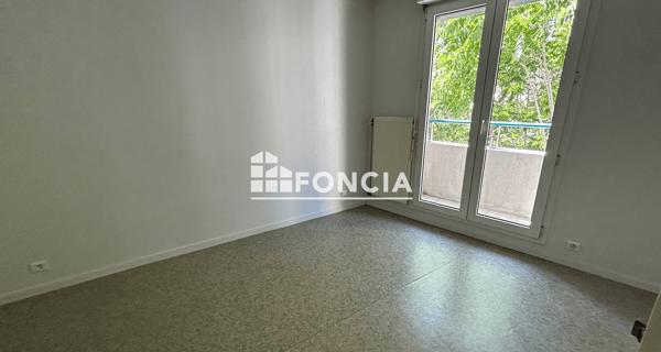 Location Appartement 5 pièces 120.85 m² - Lyon 69007