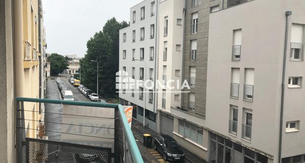 Location Appartement 5 pièces 120.85 m² - Lyon 69007
