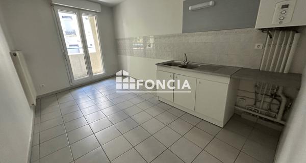 Location Appartement 5 pièces 120.85 m² - Lyon 69007