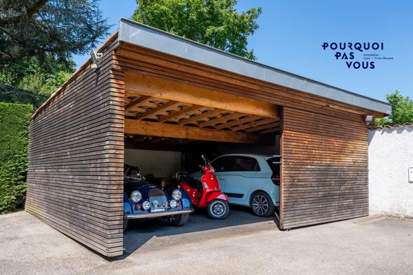 Jolie maison, jardin, piscine et grand garage