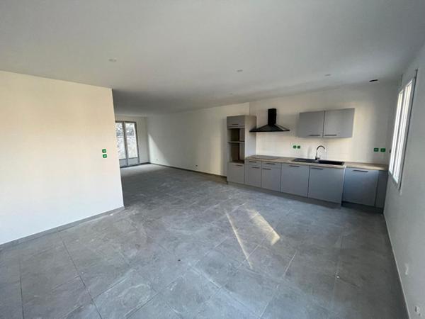 Maison Bourg Les Valence 5 pièce(s) 111 m2, garage