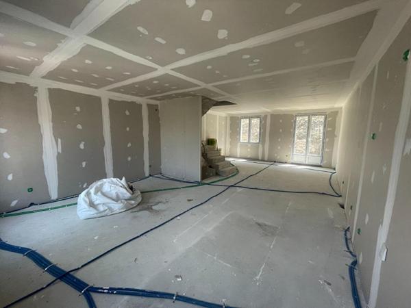 Maison Bourg Les Valence 5 pièce(s) 111 m2, garage