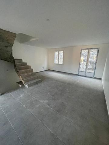 Maison Bourg Les Valence 5 pièce(s) 111 m2, garage