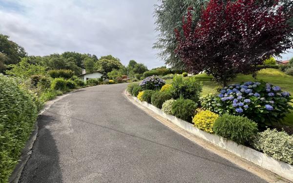 Maison à vendre    6 pièces • 180 m2 Mouguerre