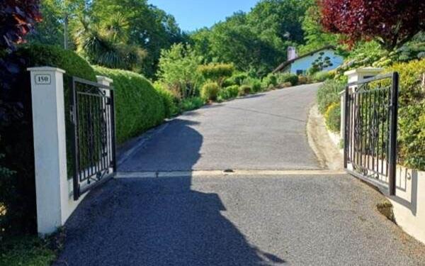 Maison à vendre    6 pièces • 180 m2 Mouguerre