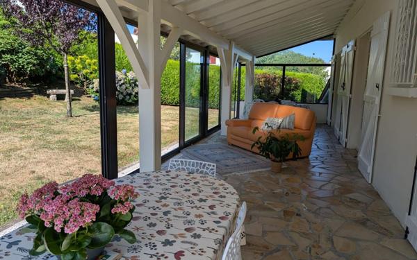 Maison à vendre    6 pièces • 180 m2 Mouguerre