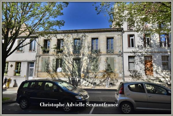 Immeuble de rapport rénové en coeur de ville, mixte commercial et habitation, belle adresse
