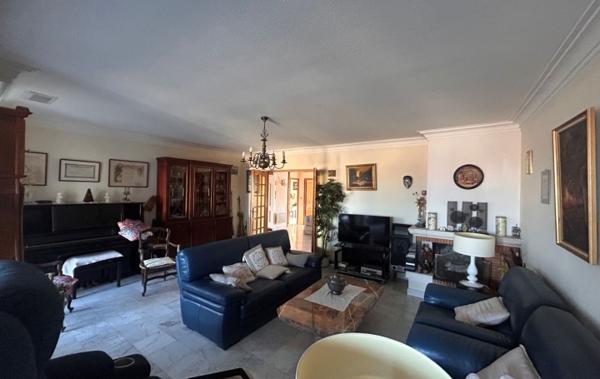 Vente Appartement P5 à rafraîchir Poussan   