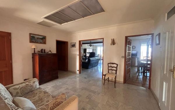 Vente Appartement P5 à rafraîchir Poussan   