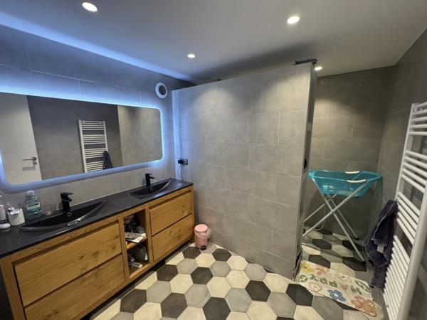 T4 HENDAYE PROCHE VILLE - GARAGE ET VUE DEGAGEE