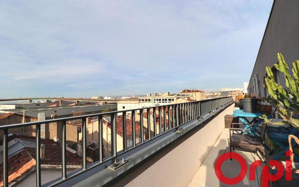 Appartement à vendre    4 pièces • 69,71 m2 Marseille 15