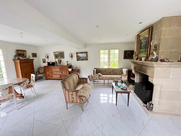 230 M² HABITABLE, GARAGE DE 150 M² ET TERRAIN DE 3735 M² A LA FERTE SOUS JOUARRE