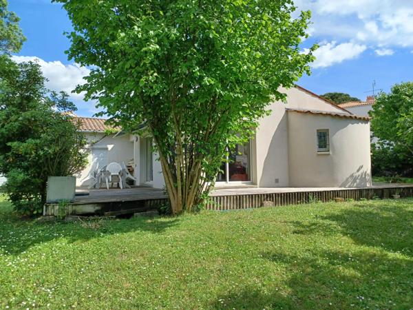 VILLA DE PLAIN-PIED AU LAC DE LA METAIRIE Royan (17200)