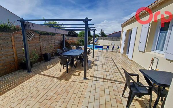 Maison à vendre    5 pièces •  Talmont-Saint-Hilaire