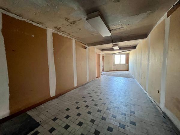 A LOUER, GRANVILLE CENTRE, UN LOCAL COMMERCIAL DE 34.20M²