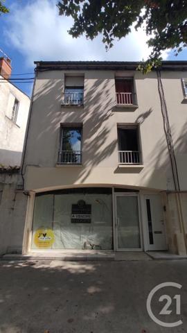 Immeuble à vendre  150 m2 SAINTES - 17