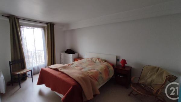 Immeuble à vendre  150 m2 SAINTES - 17