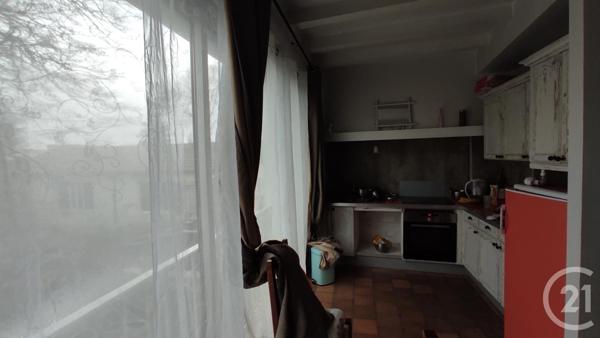 Immeuble à vendre  150 m2 SAINTES - 17