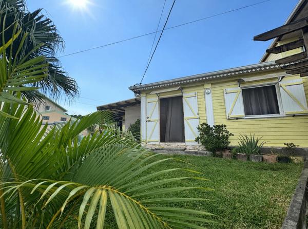 🏡 Maison avec piscine à vendre – Le Tampon, quartier Dassy