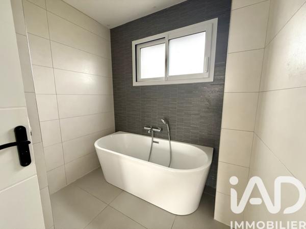 Maison à vendre 6 pièces 141 m² Loire-Authion