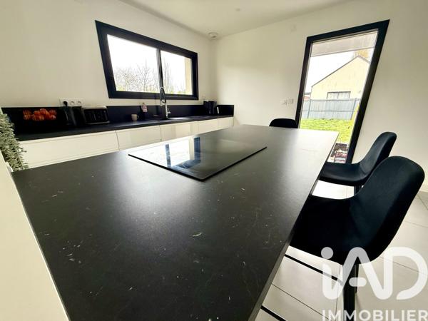 Maison à vendre 6 pièces 141 m² Loire-Authion