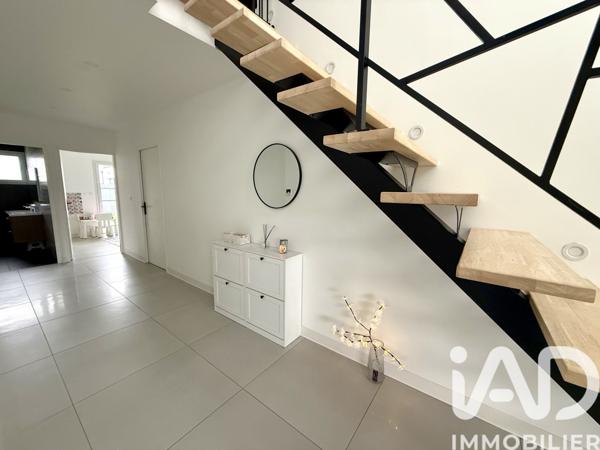 Maison à vendre 6 pièces 141 m² Loire-Authion