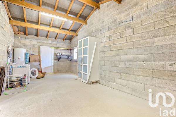 Maison à vendre 4 pièces 130 m² Aigues-Mortes