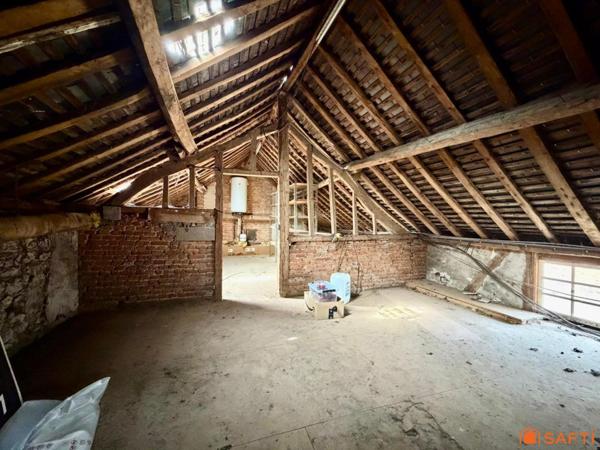 Maison de ville, tout à pieds !