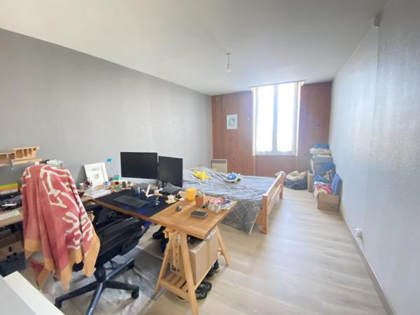 ENSEMBLE IMMOBILIER SAUJON CENTRE VILLE