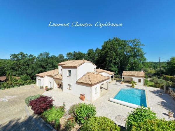 Villa de standing 190m² à SANILHAC (24)