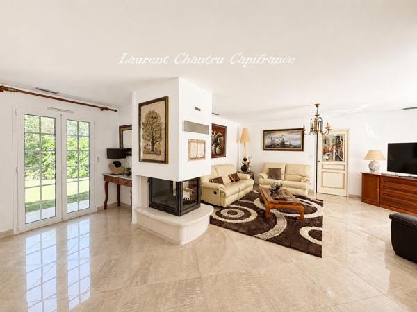 Villa de standing 190m² à SANILHAC (24)